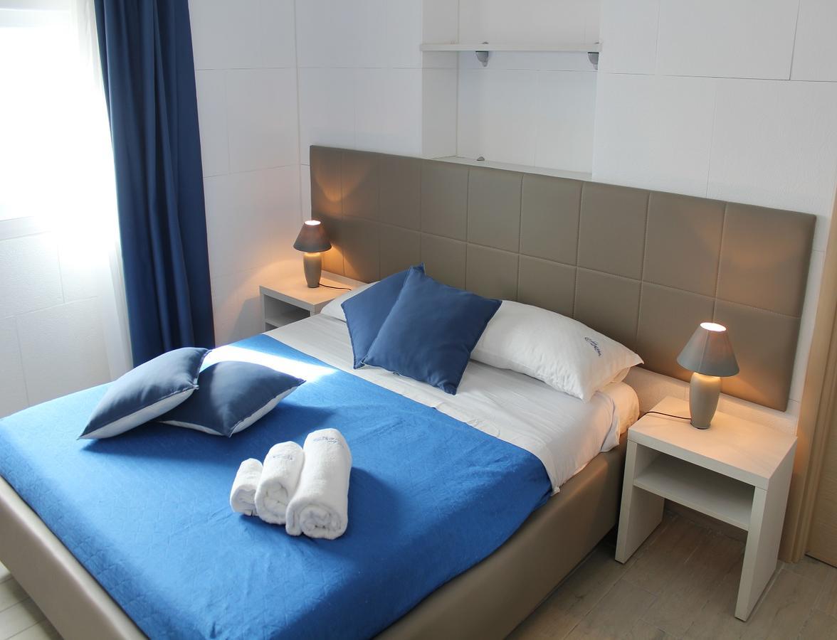 Estasi Sul Mare Bed & Breakfast Порто Чезарео Екстериор снимка